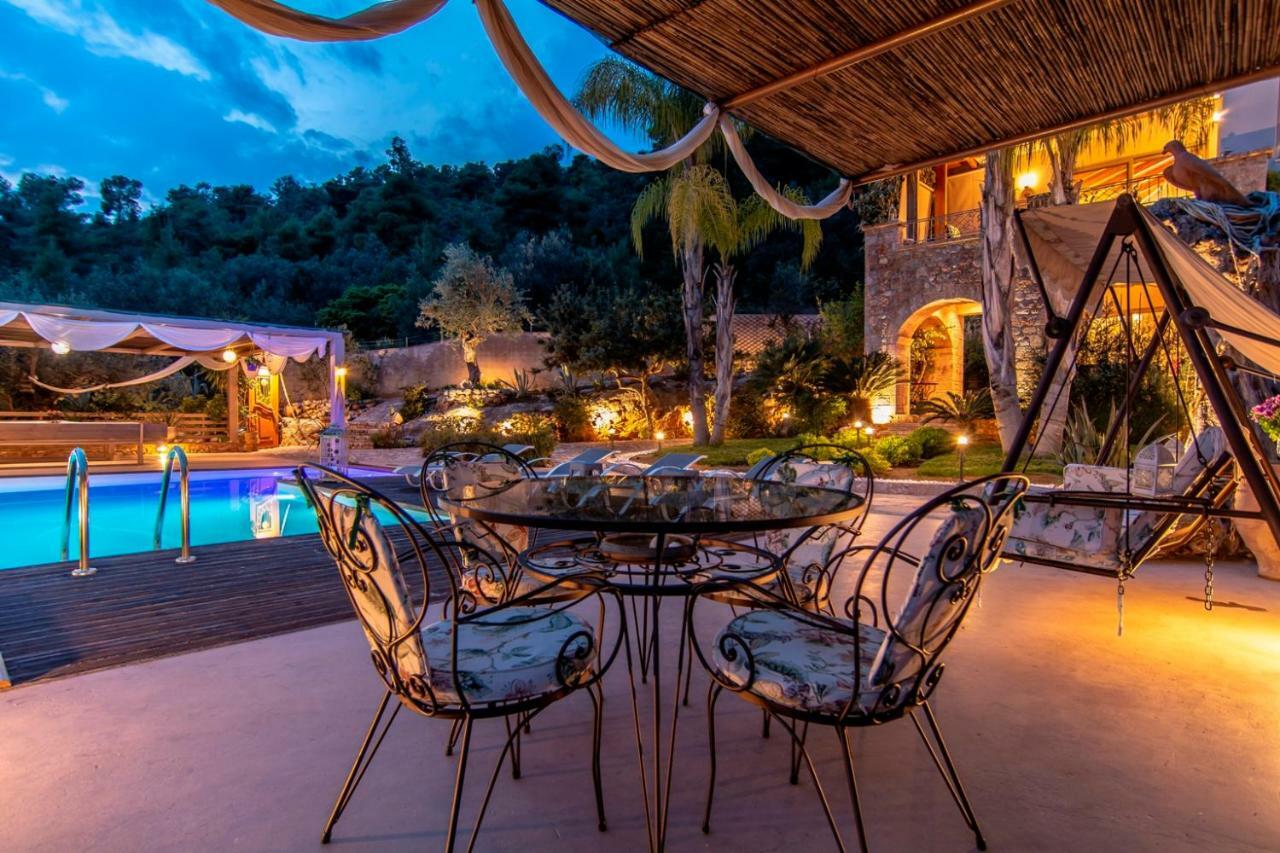 Villa Maira Luxurious With Private Swimming Pool Kórfos Zewnętrze zdjęcie